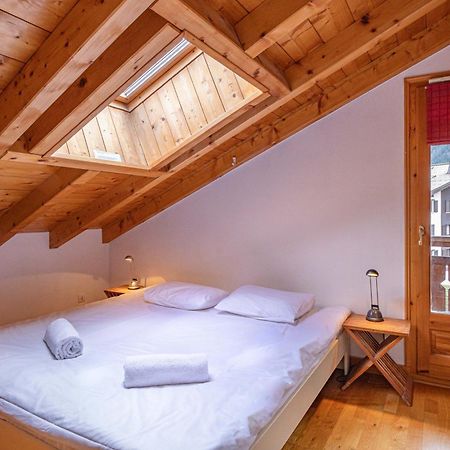 Apartment Capucin - A 3 Bedroom Chamonix Mountain Loft Eksteriør billede
