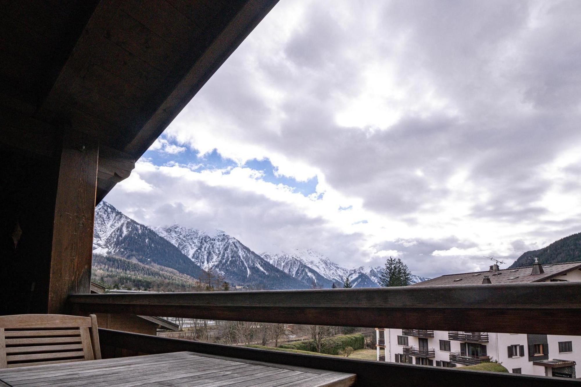 Apartment Capucin - A 3 Bedroom Chamonix Mountain Loft Eksteriør billede