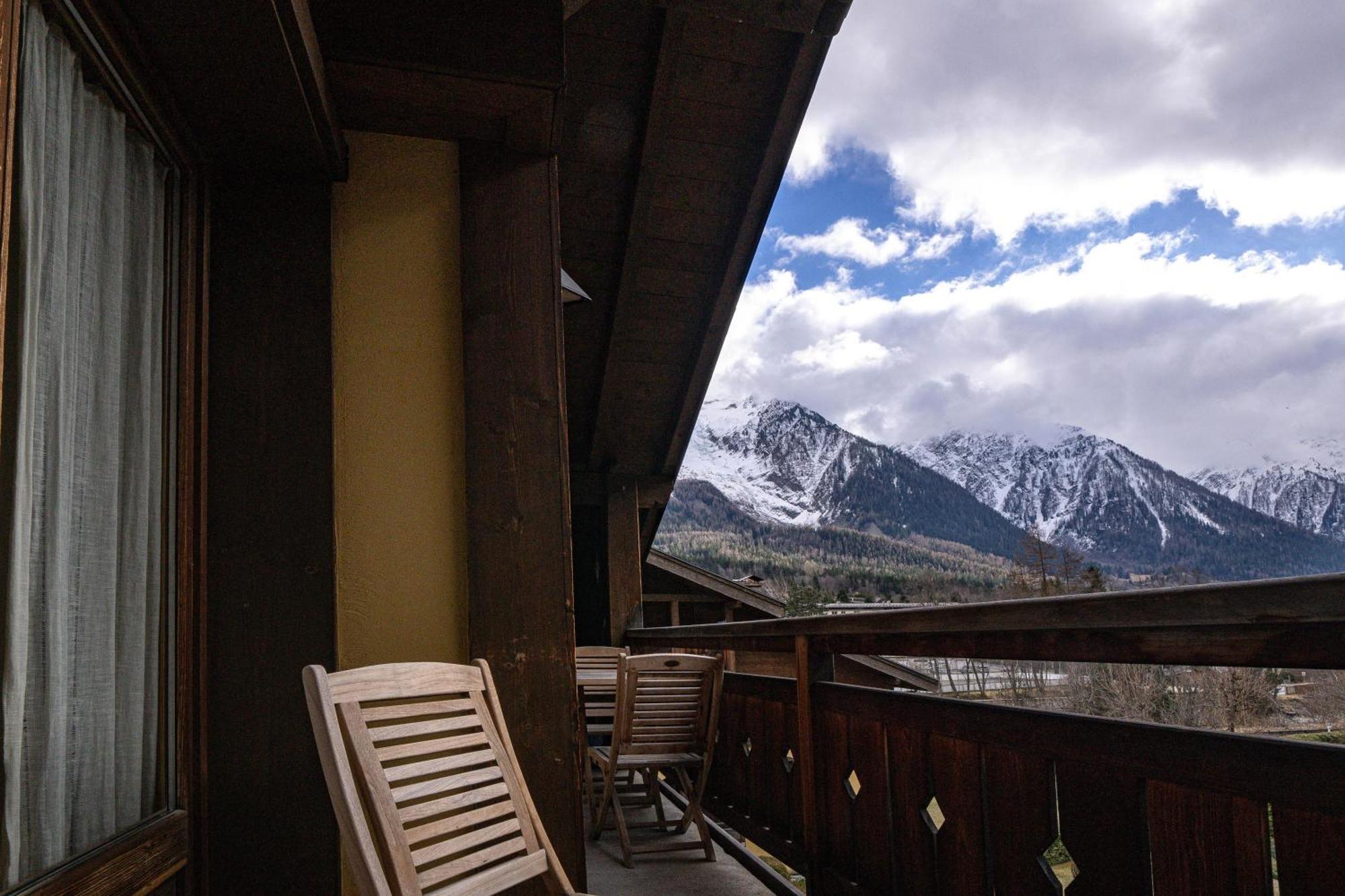 Apartment Capucin - A 3 Bedroom Chamonix Mountain Loft Eksteriør billede