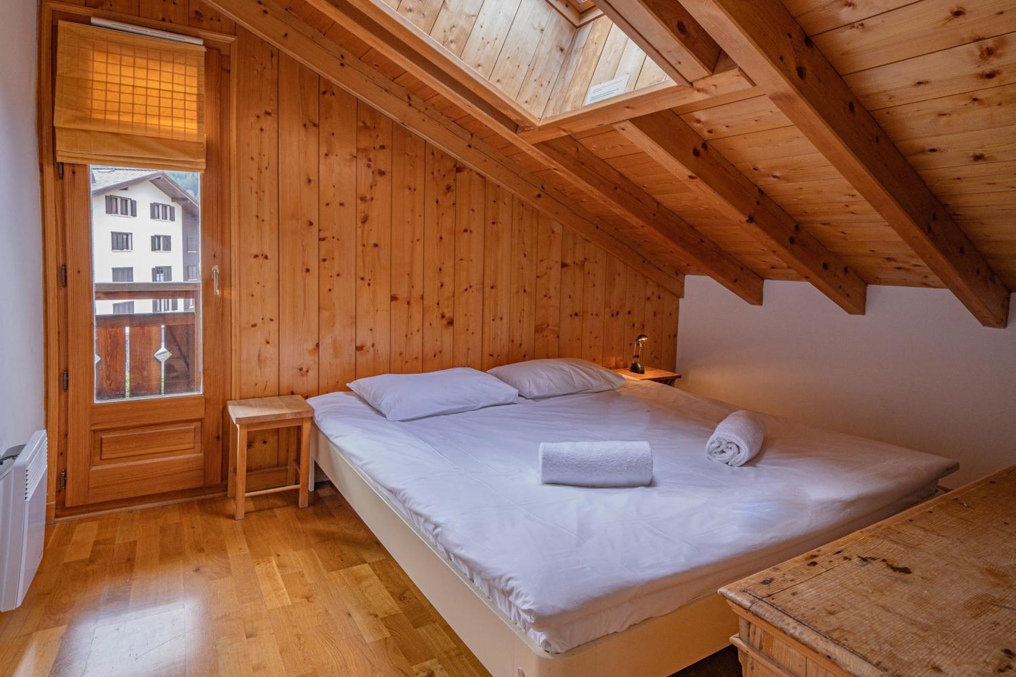 Apartment Capucin - A 3 Bedroom Chamonix Mountain Loft Eksteriør billede