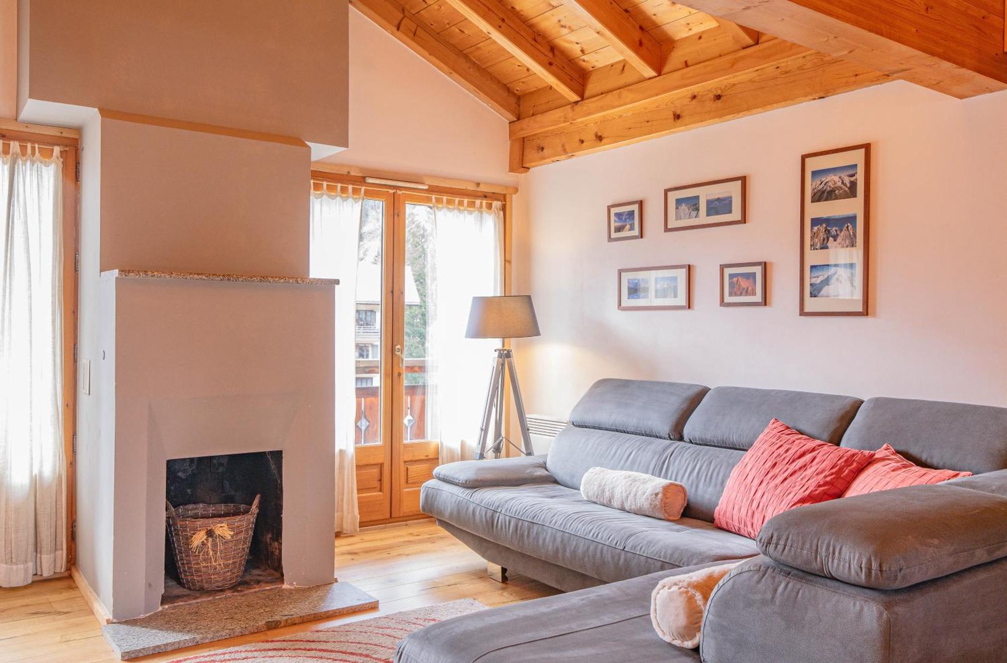 Apartment Capucin - A 3 Bedroom Chamonix Mountain Loft Eksteriør billede