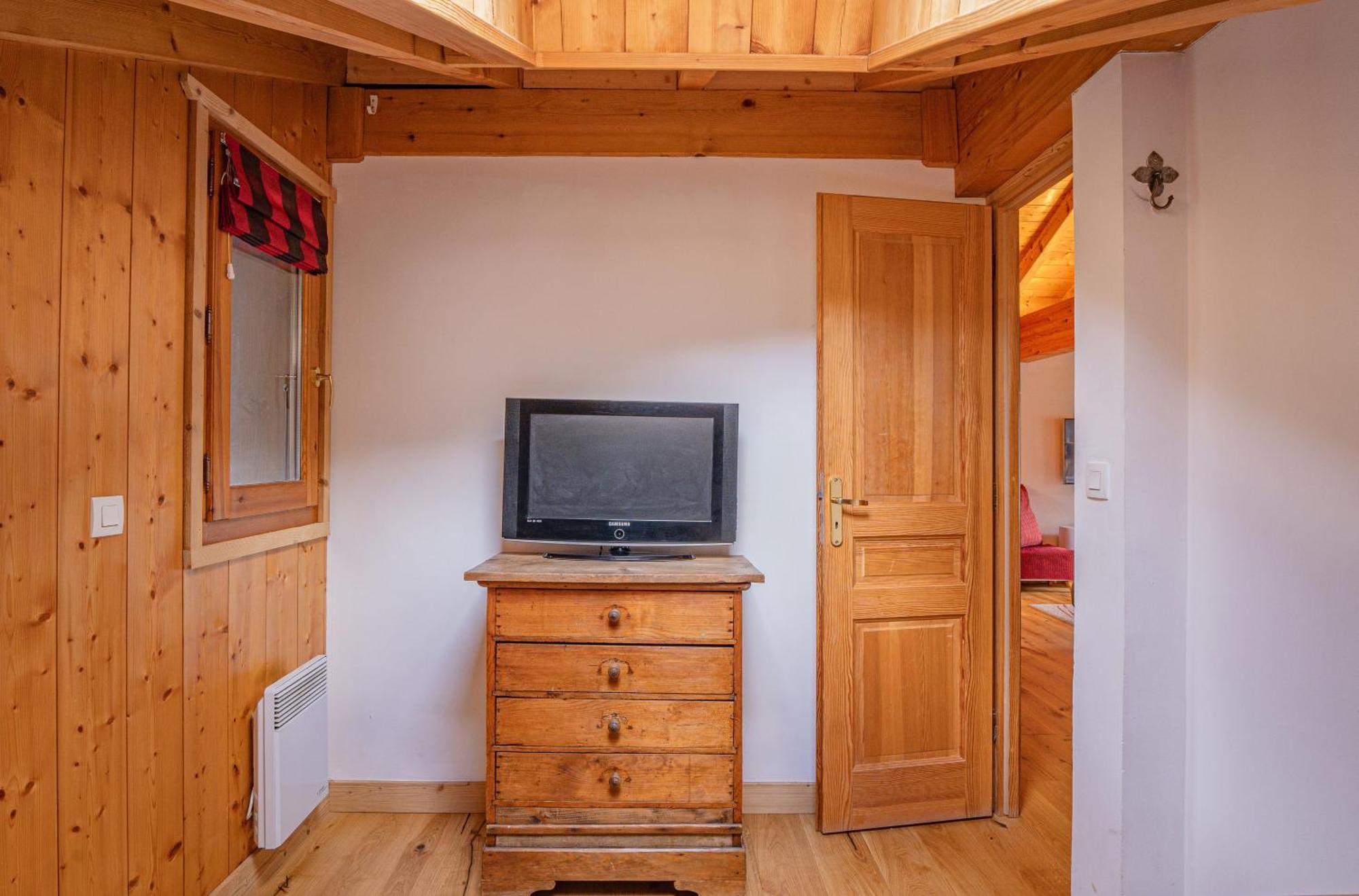 Apartment Capucin - A 3 Bedroom Chamonix Mountain Loft Eksteriør billede
