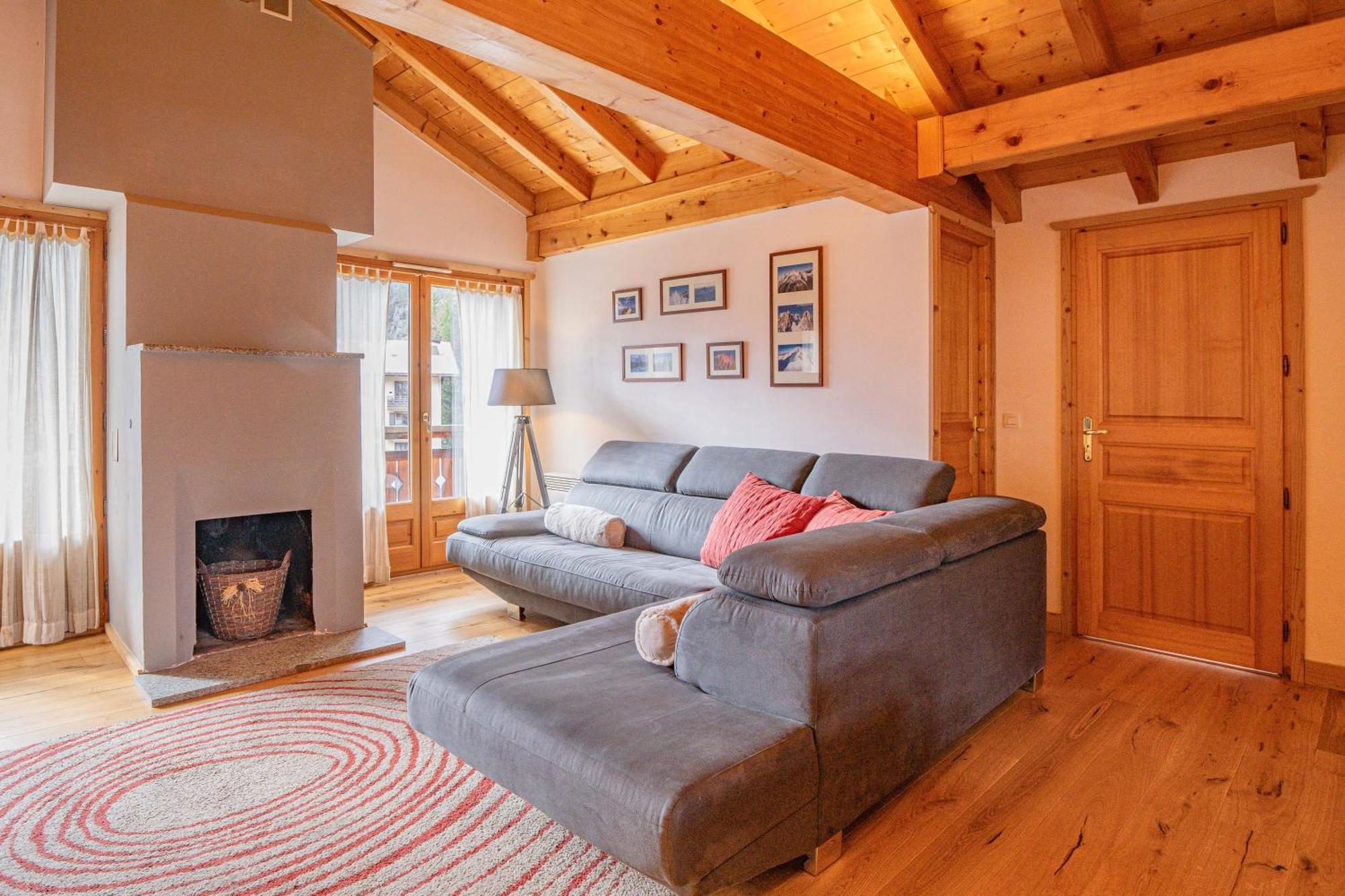 Apartment Capucin - A 3 Bedroom Chamonix Mountain Loft Eksteriør billede