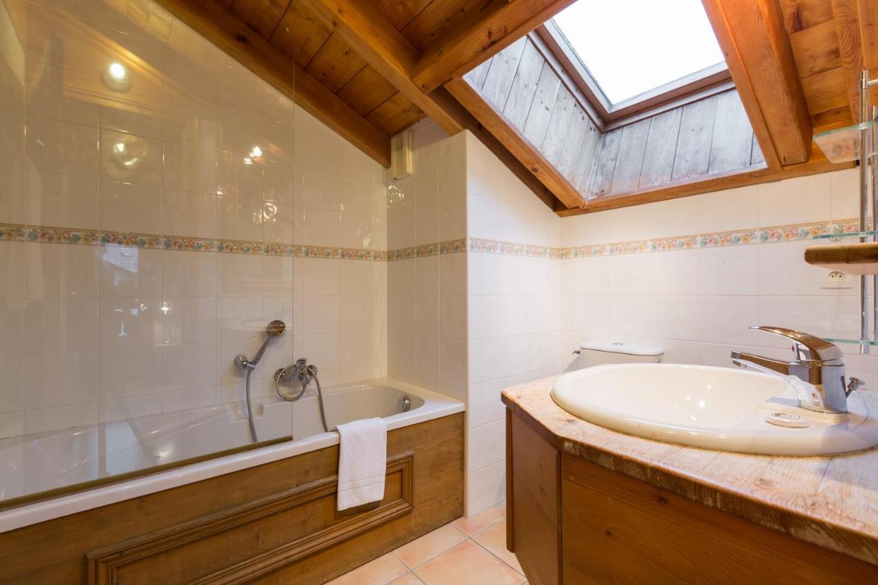 Apartment Capucin - A 3 Bedroom Chamonix Mountain Loft Eksteriør billede