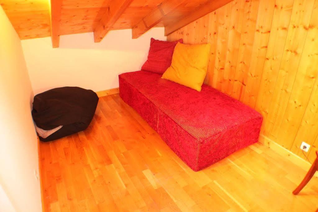 Apartment Capucin - A 3 Bedroom Chamonix Mountain Loft Eksteriør billede