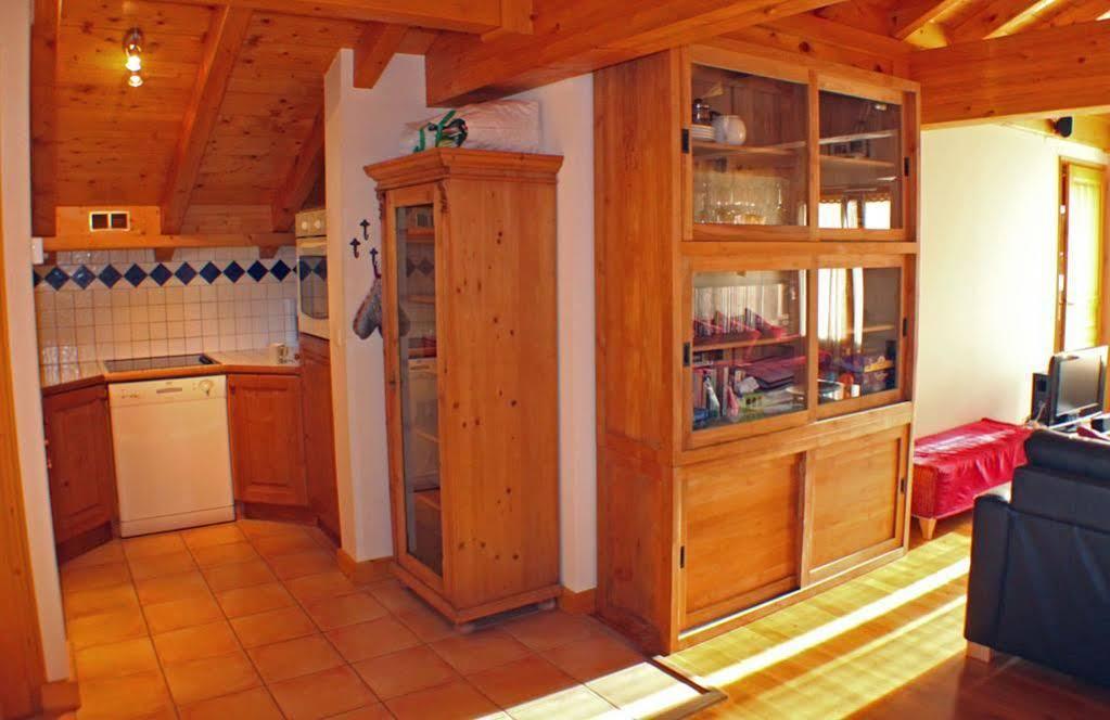 Apartment Capucin - A 3 Bedroom Chamonix Mountain Loft Eksteriør billede