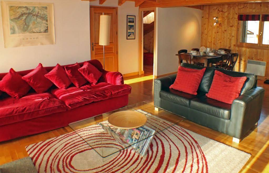 Apartment Capucin - A 3 Bedroom Chamonix Mountain Loft Eksteriør billede